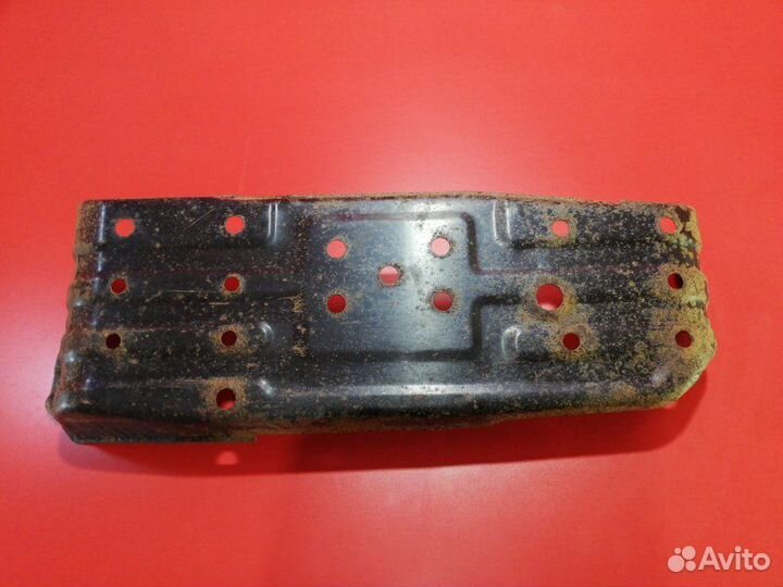 Защита топливного бака Toyota Hilux Surf VZN130G