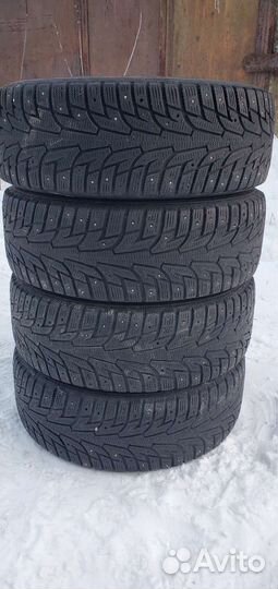 Hankook Winter I'Pike RS W419 215/60 R16
