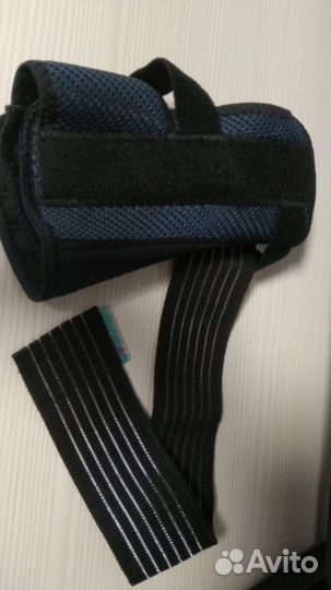 Бандаж компрессионный на лучезапястный сустав