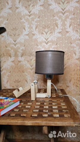 Лампа настольная