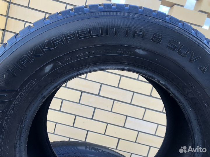 Nokian Tyres Hakkapeliitta 8 SUV 285/60 R18 200J