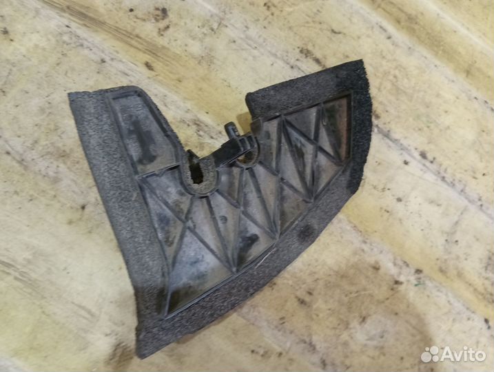 Пыльник крыла Nissan Juke Ниссан жук