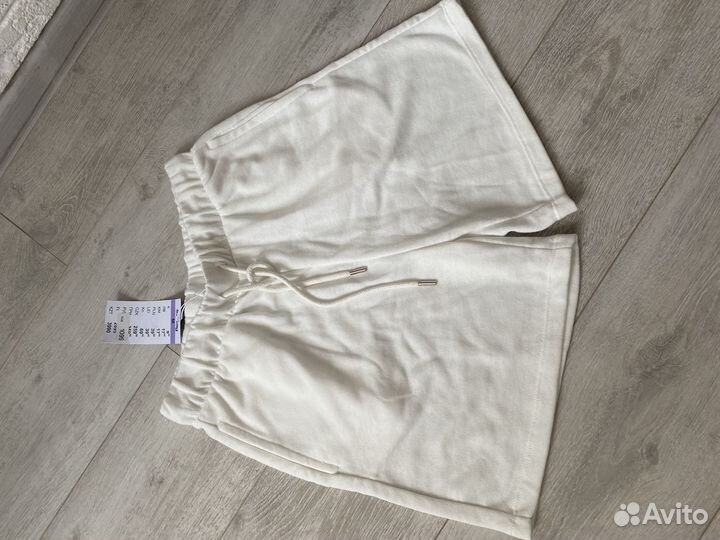 Шорты белые новые sinsay S m в стиле Zara