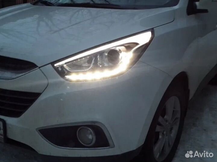 Hyundai ix35 фара правая