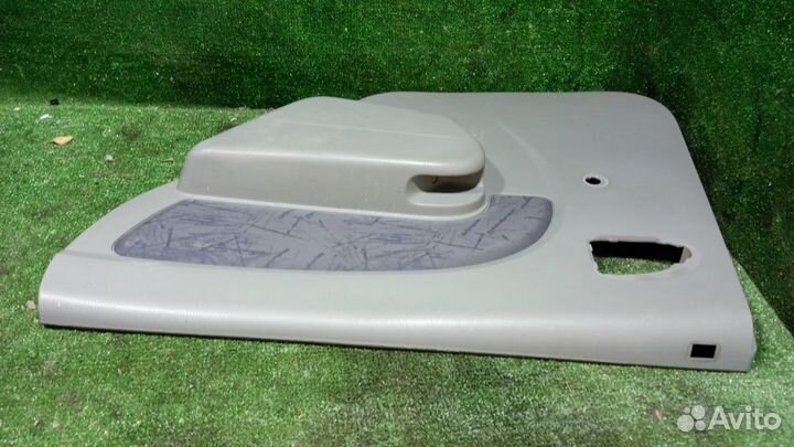 Обшивка двери задней правой Renault Logan