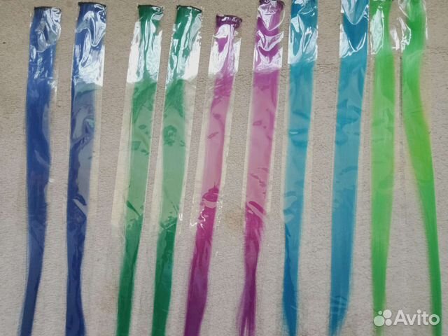 Цветные пряди на заколках