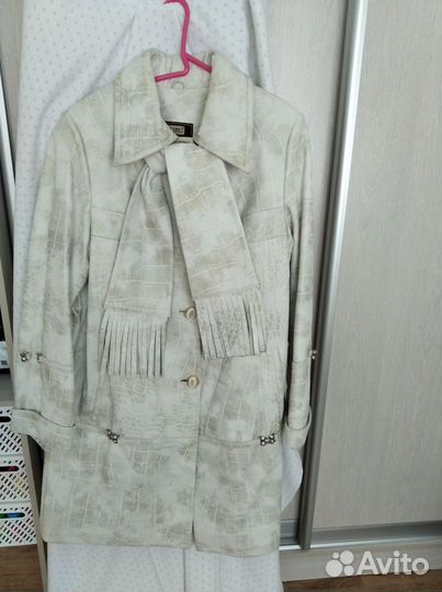 Продам плащ