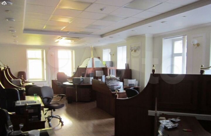 Аренда особняка 900 м2