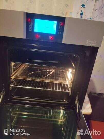 Встраиваемый духовой шкаф