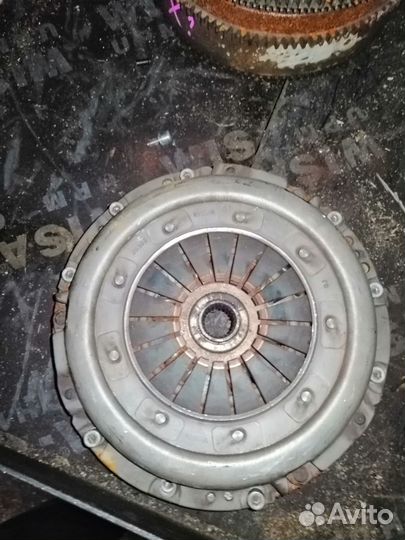 Маховик nissan serena kvnc23 CD20