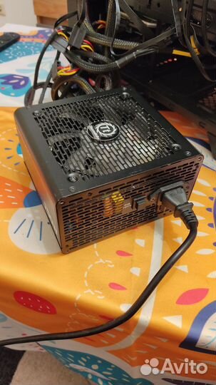 Блок питания Thermaltake toughpower GX1 700W