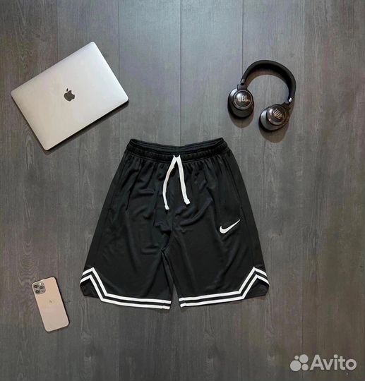 Шорты Nike