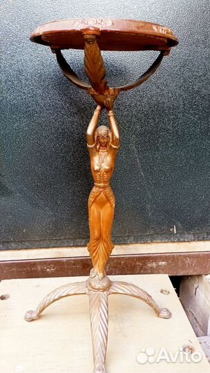 Стол журнальный из СССР нимфа. Металл