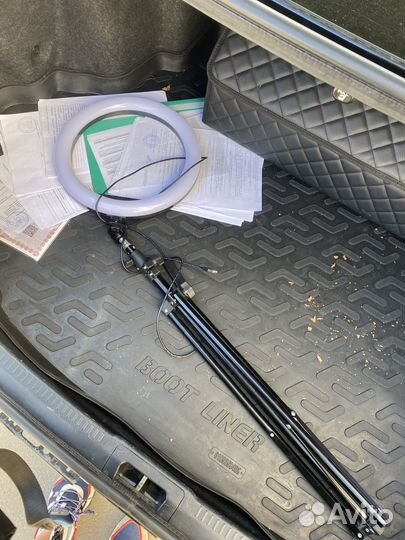 Кольцевая лампа со штативом бу