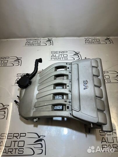 Коллектор впускной Volkswagen Touareg 7L 3.2 BAA