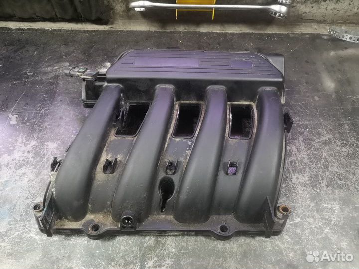 Коллектор впускной Рено Дастер, Логан, Ларгус, Аль