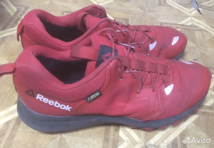 Кроссовки Reebok р43 бу