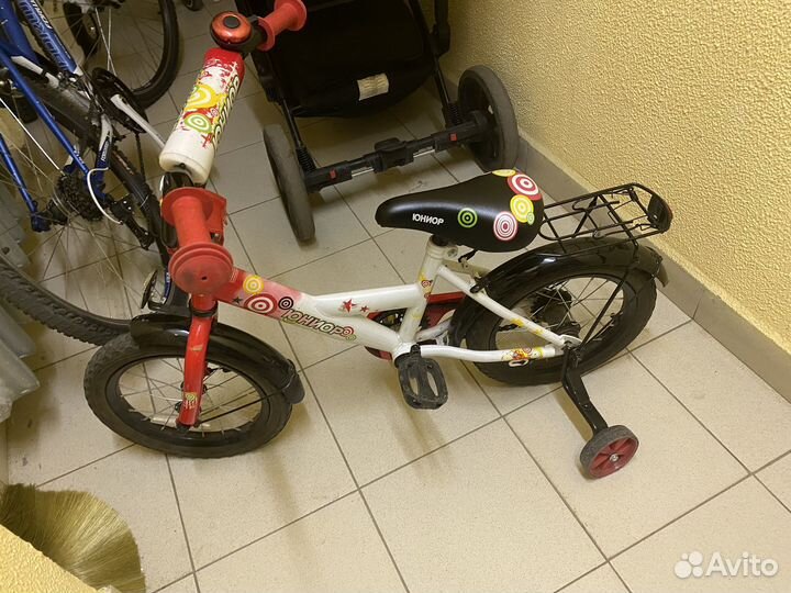 Детский трехколесный велосипед