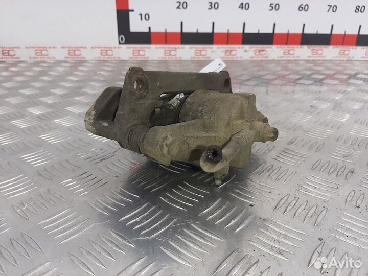 Суппорт передний правый Suzuki Wagon R 2 2003