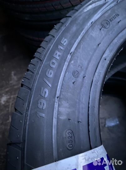 Viatti Strada Asimmetrico V-130 195/60 R15