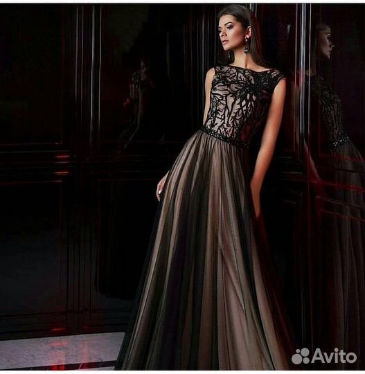Вечернее платье