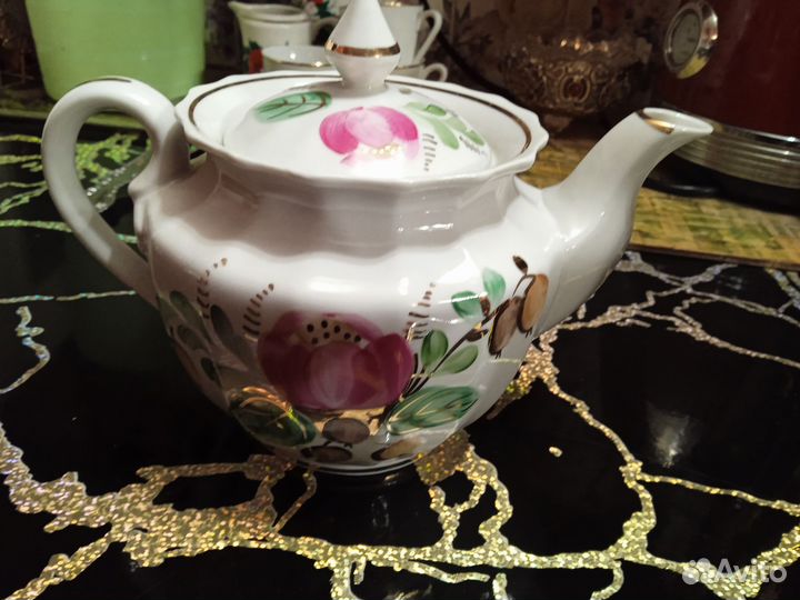 Заварочный чайник, блюдца лфз