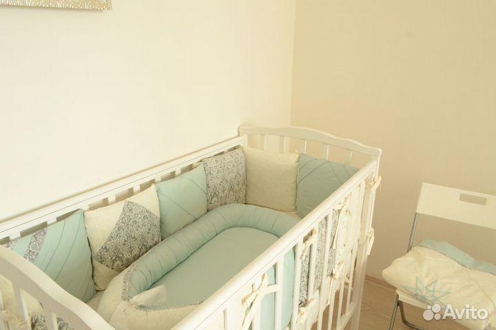 Комплект в детскую кроватку бортики