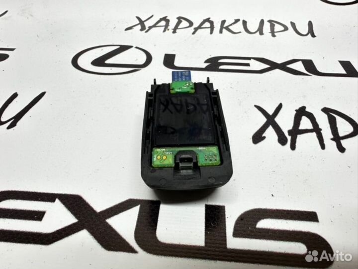 Датчик дождя Toyota Rav4 50 2020