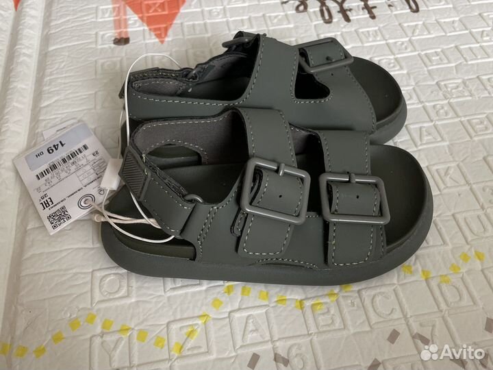 Сандали новые Zara