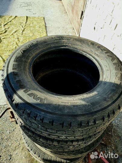 Triangle TR787 225/75 R32