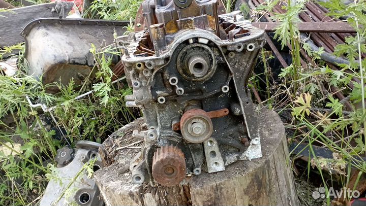 Блок двигателя