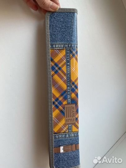 Футляр для кистей художника