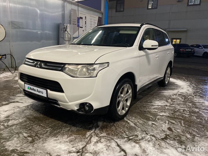 Mitsubishi Outlander 2.4 CVT, 2014, 125 000 км