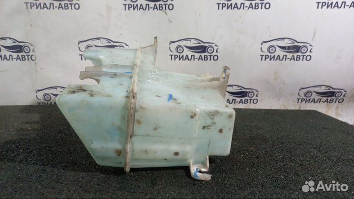 Chevrolet Captiva Бачок