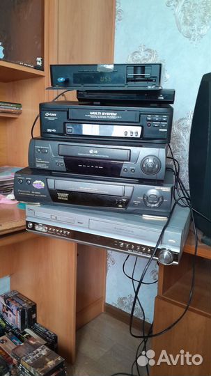 Видеомагнитофон Lg