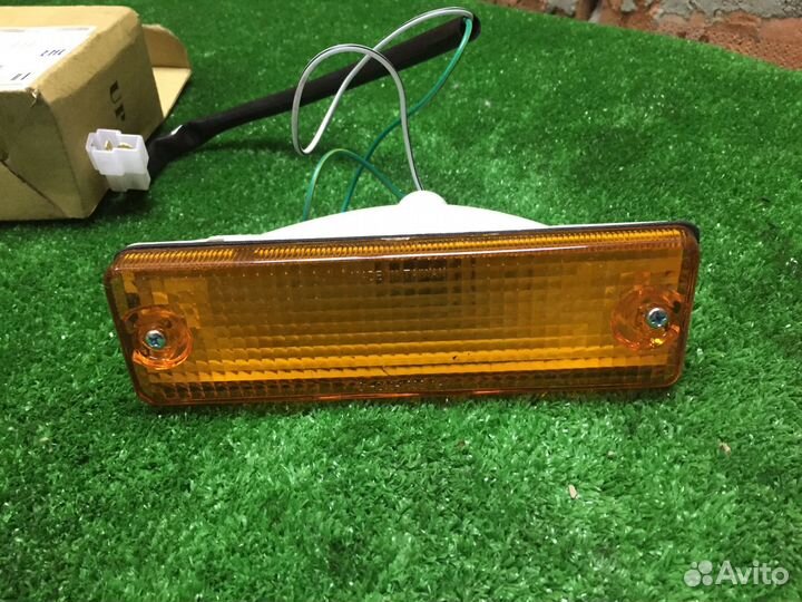 Фонарь указателя поворота Mazda 323 Mazda 626