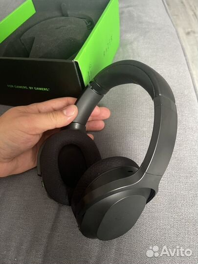 Наушники Razer barracuda Black Edition