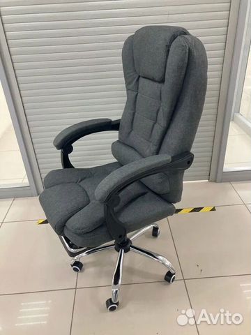 Офисное кресло для руководителя тканевое