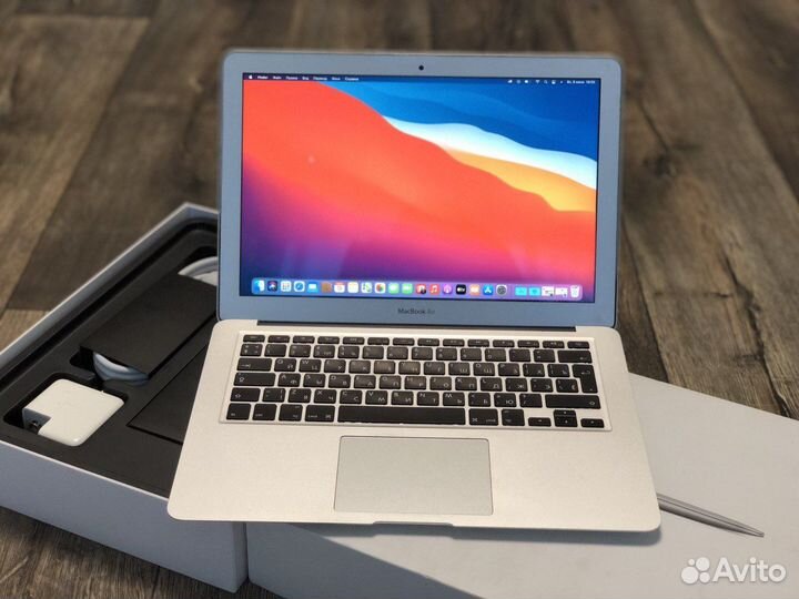 Премиум ноутбук Apple MacBook Air 13 SSD core i5