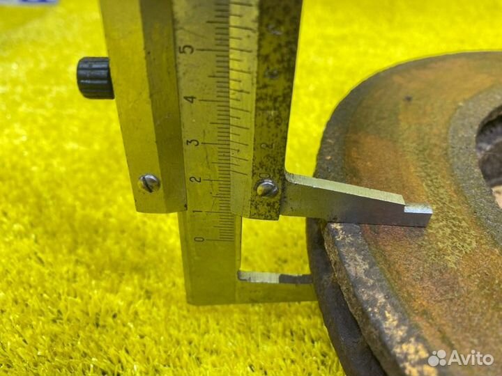 Тормозной диск передний левый Toyota Town Ace 144518