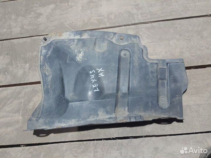 Пыльник Lexus Nx Z10 2.5 2016