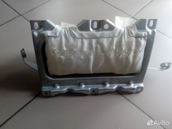 Подушка безопасности в панель Ford Focus 2