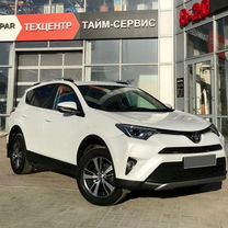 Toyota RAV4 2.2 AT, 2018, 168 000 км, с пробегом, цена 2 500 000 руб.