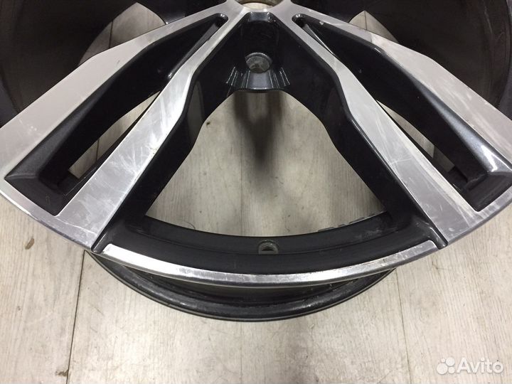 Диск R21 Bmw X7 G07 2018 754 стиль