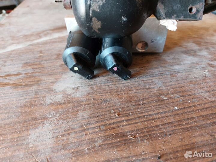 Блок клапанов ABC