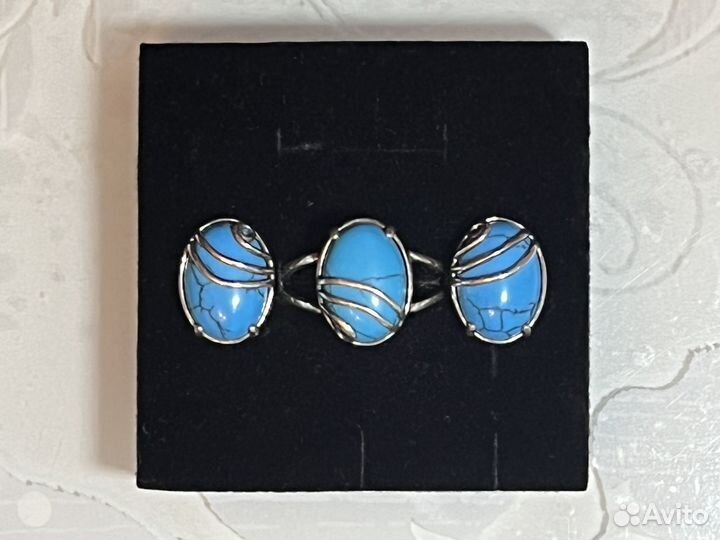 Серьги, кольцо,брошь и бусы с бирюзой
