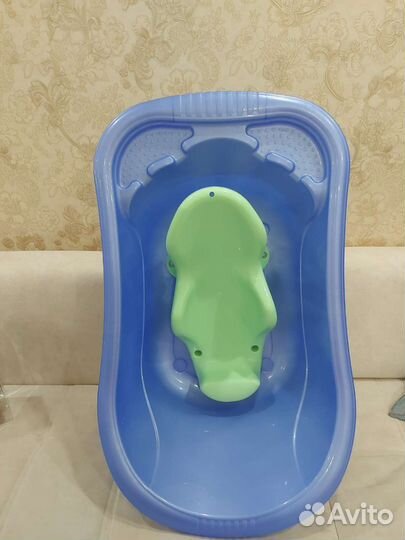 Ванночка для купания с горкой