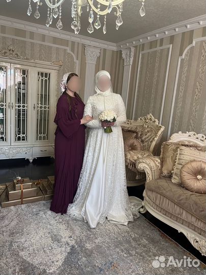 Платье женское
