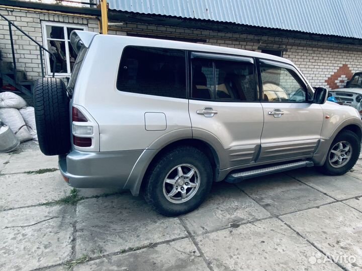 Mitsubishi Pajero 3.5 AT, 2002, 253 000 км