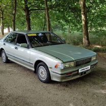 Nissan Gloria 2.0 AT, 1989, 333 000 км, с пробегом, цена 250 000 руб.